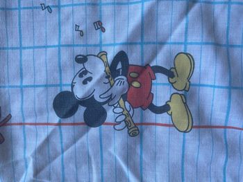 Tissu de récupération imprimé Mickey