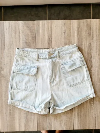 Short jeans stretch