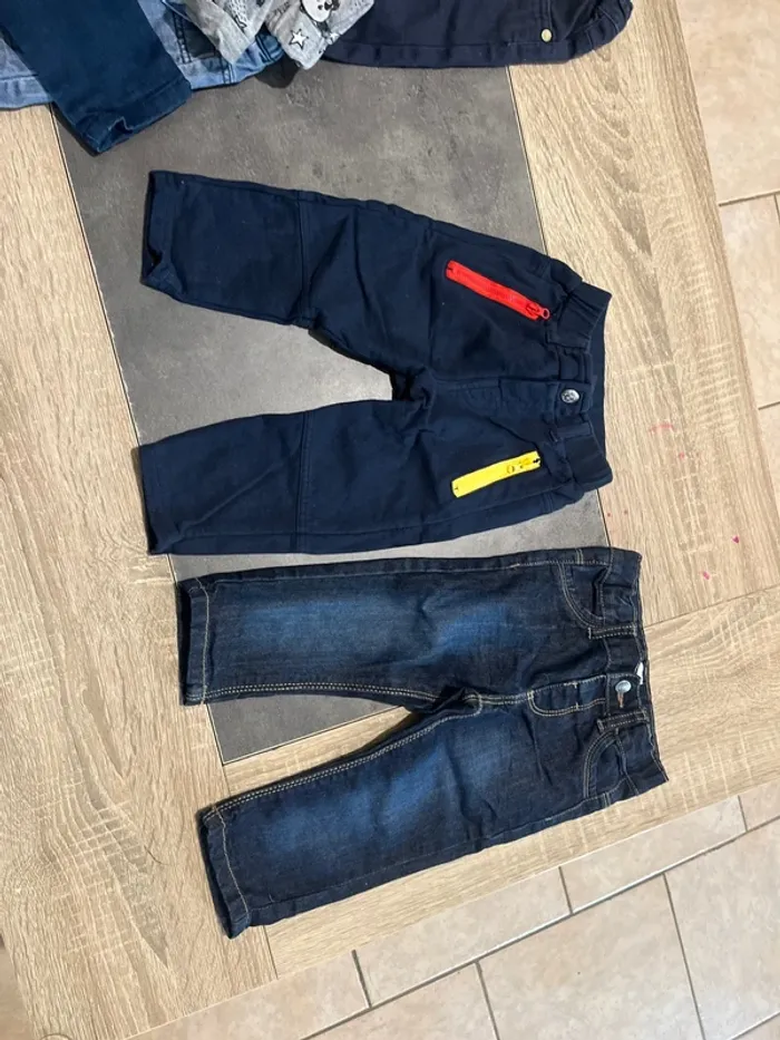 Lot pantalon 12 mois - photo numéro 2