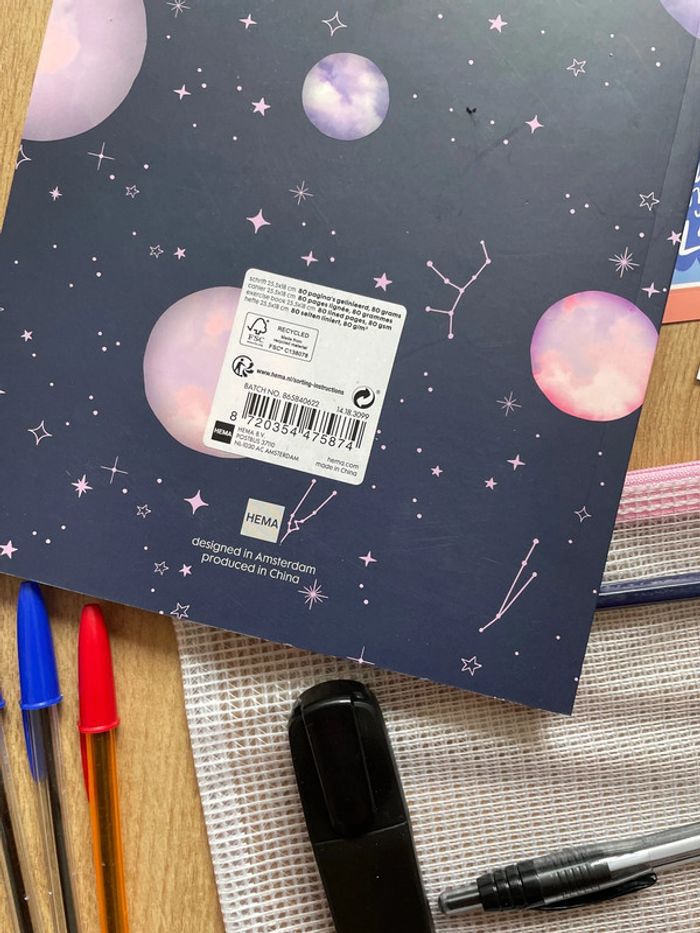 Kit de rentrée galaxie 🌌 - photo numéro 2