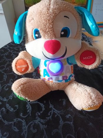 Fisher-Price Puppy Eveil

Français