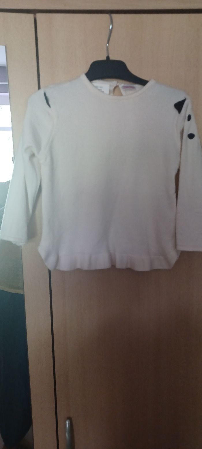 Très beau petit pull fille T 3/4 ans