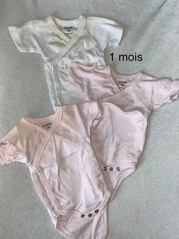 Bodies manches courte 1 mois