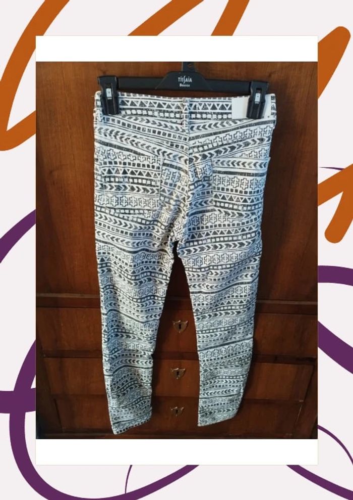 🏁Pantalon - graphiques blancs et noirs - 12 ans - Kookaï 🏁 - photo numéro 3
