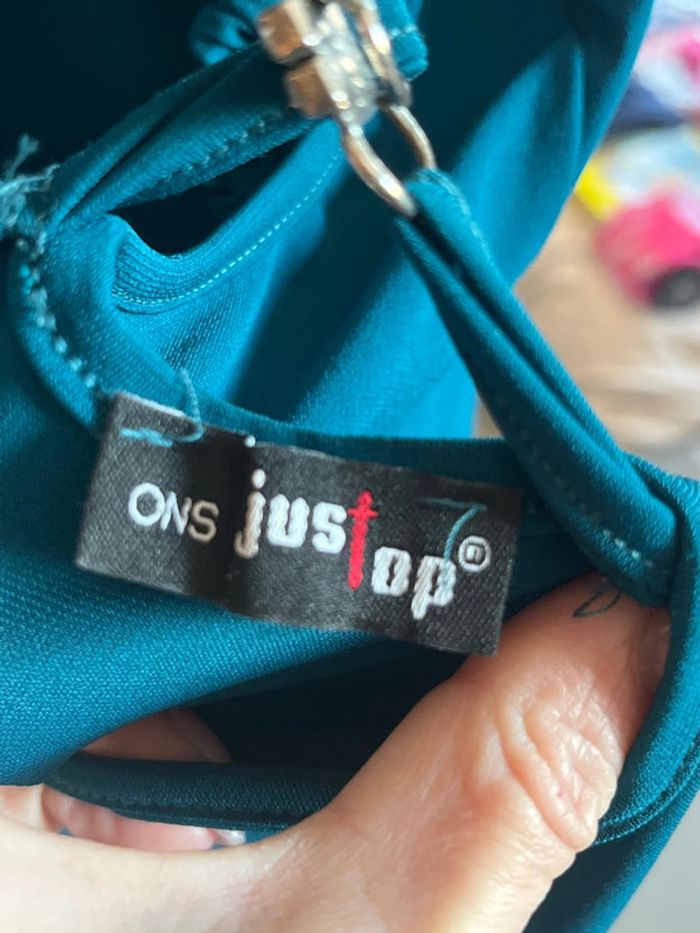 Robe dos nu - photo numéro 7