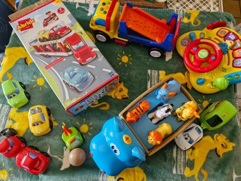 Lot jouets garçons