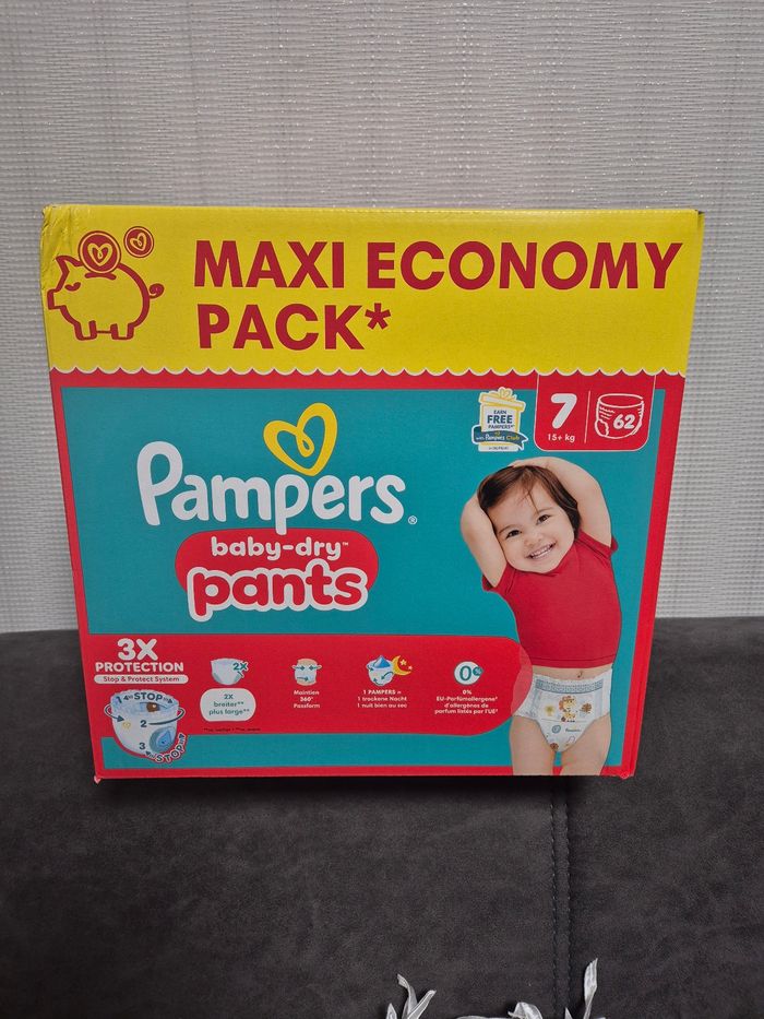Pampers Pants taille 7 - 62 couches
