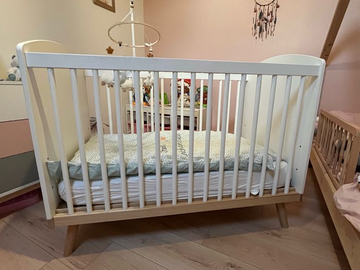 Ensemble lit bébé et table à langer - photo numéro 7