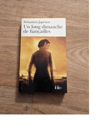 Livre un long dimanche de fiançailles
