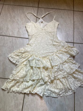 Robe beige d’été/soirée stradivarius 
