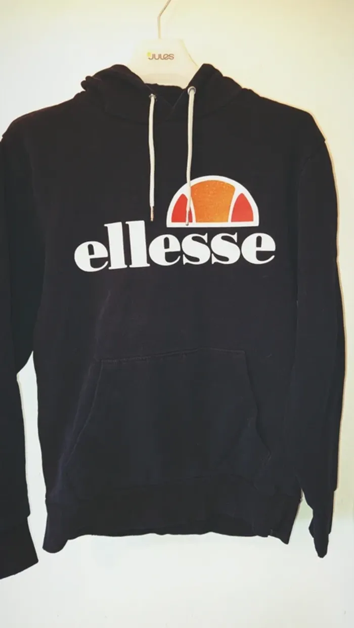 Sweat elles se taille M - photo numéro 2