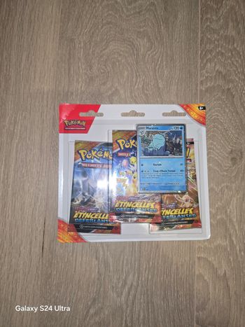 Pokemon tripack etincelle deferlante ev8