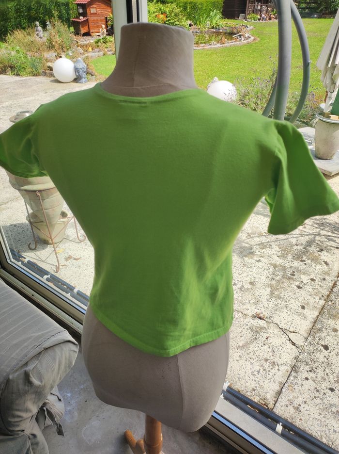 T-shirt vert Taille 36-38 - photo numéro 2