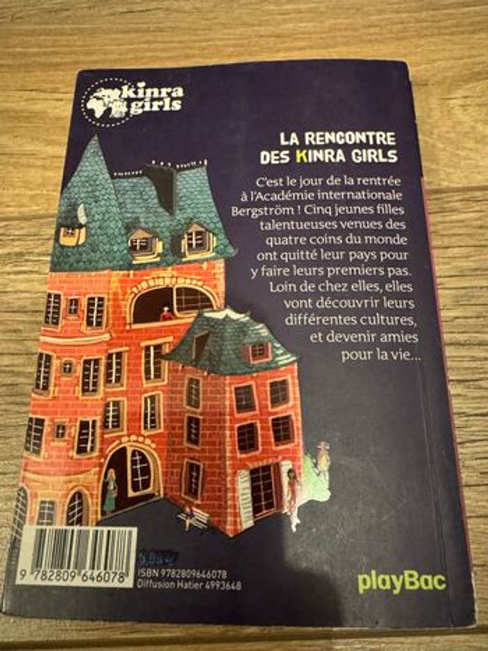 Lot 2 livres de Kinra Girls Hatier playbac - photo numéro 4