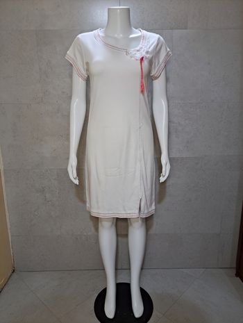 chemise de nuit avec broderies Taille 38 Etam