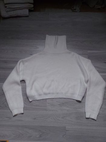 Pull court col roulé blanc Zara