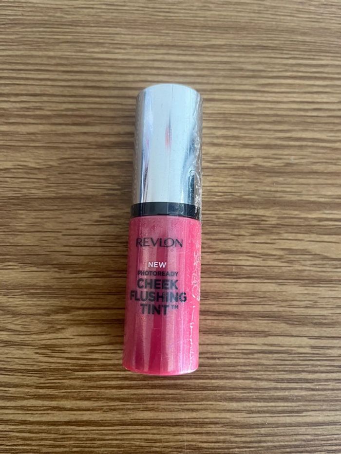 Revlon cheek flushing tint