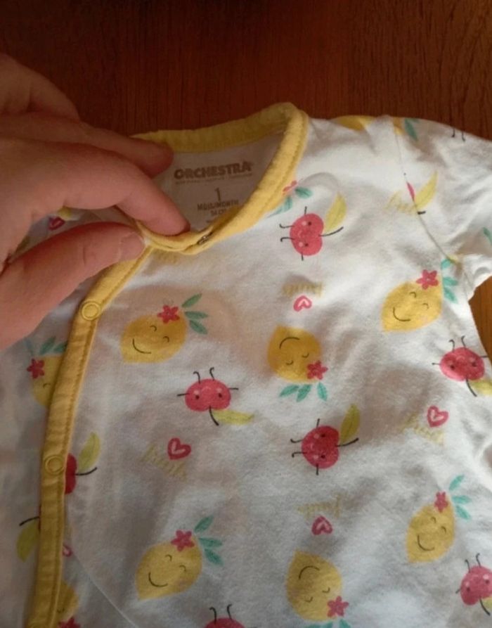 Lot de 2 pyjamas Orchestra taille 1 mois en très bon état - photo numéro 3