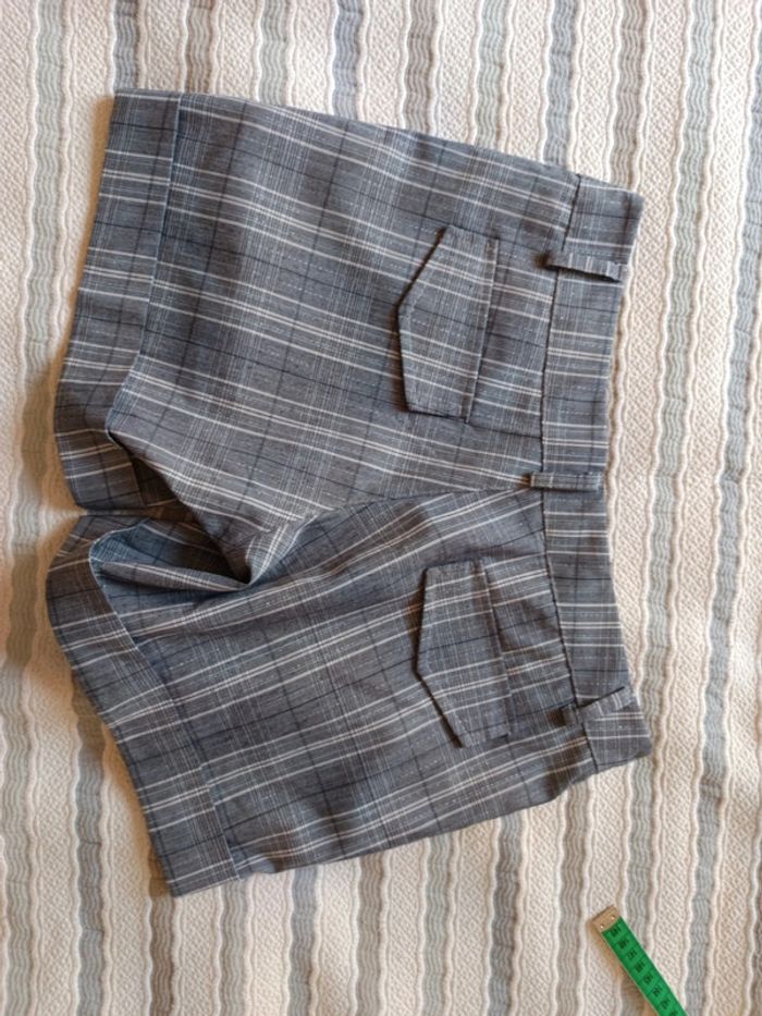 Short t.38 carreaux gris - photo numéro 4