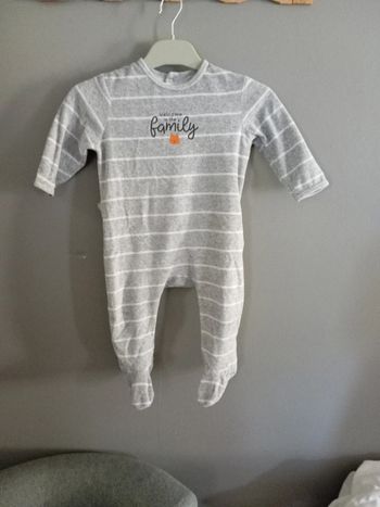 Pyjama taille 12 mois