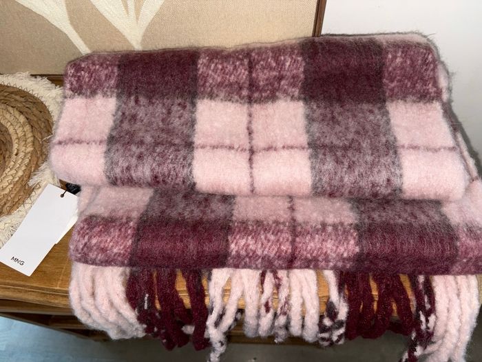 Grosse écharpe d’hiver neuve Mango