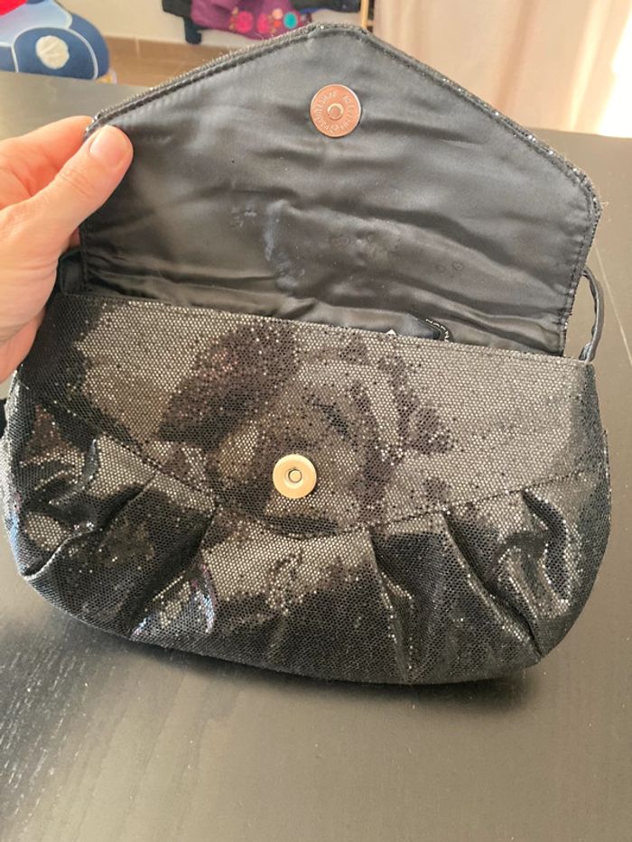 Sac avec bandoulière noir brillant - photo numéro 6