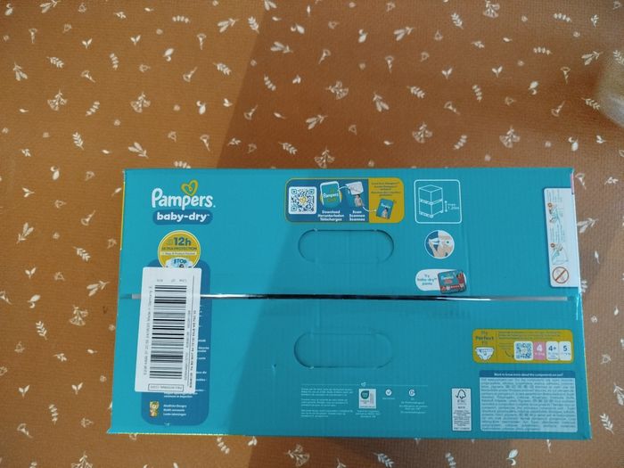 Carton 120  couches Pampers Baby dry taille 4 Neuf - photo numéro 4