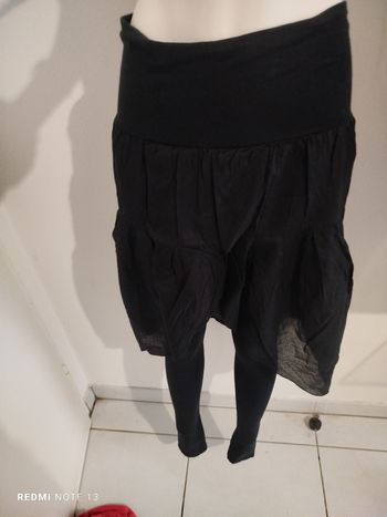 #kytie40femme. Legging jupe taille 40 