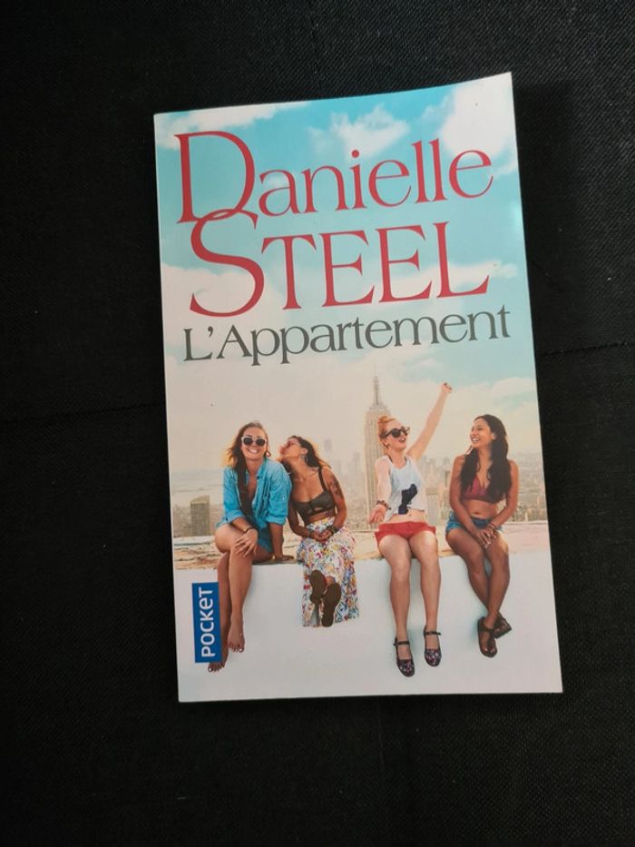 Livre Danielle Steel l'appartement
