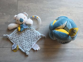Lot Doudou et compagnie  balle et doudou hcohet