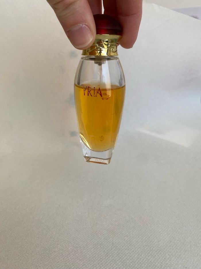 Parfum femme yria - photo numéro 3