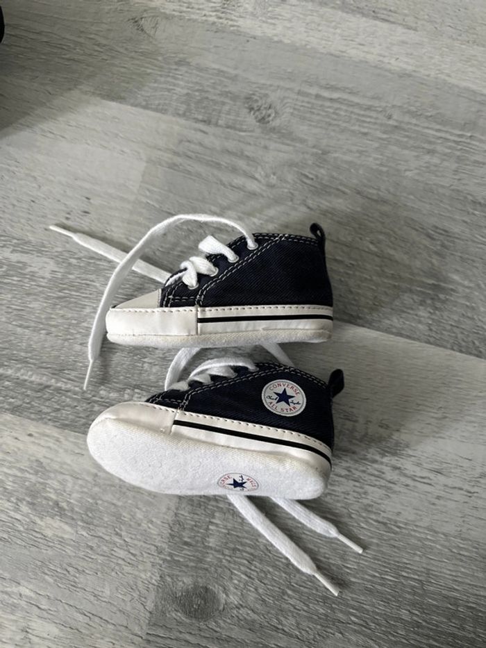 Converses bleues. - photo numéro 4