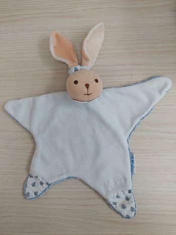 Kaloo - doudou plat mouchoir fleurettes bleues
