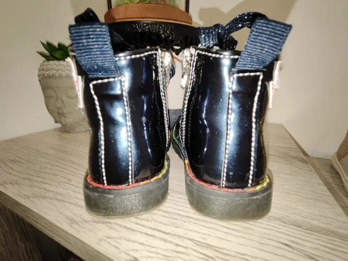 Bottines taille 20 portées 1 fois - photo numéro 5
