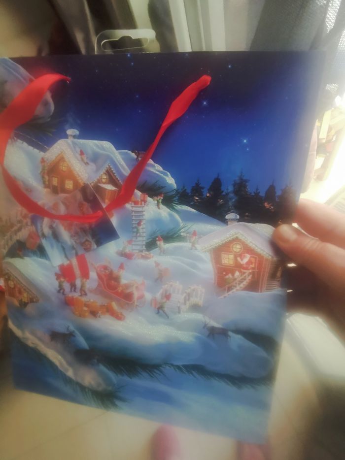 Gros lot de noel neuf valeur 22 euros - photo numéro 10