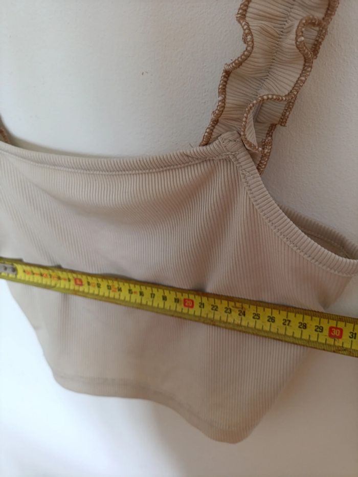 Crop top beige à bretelles volantées vintage old school - photo numéro 3