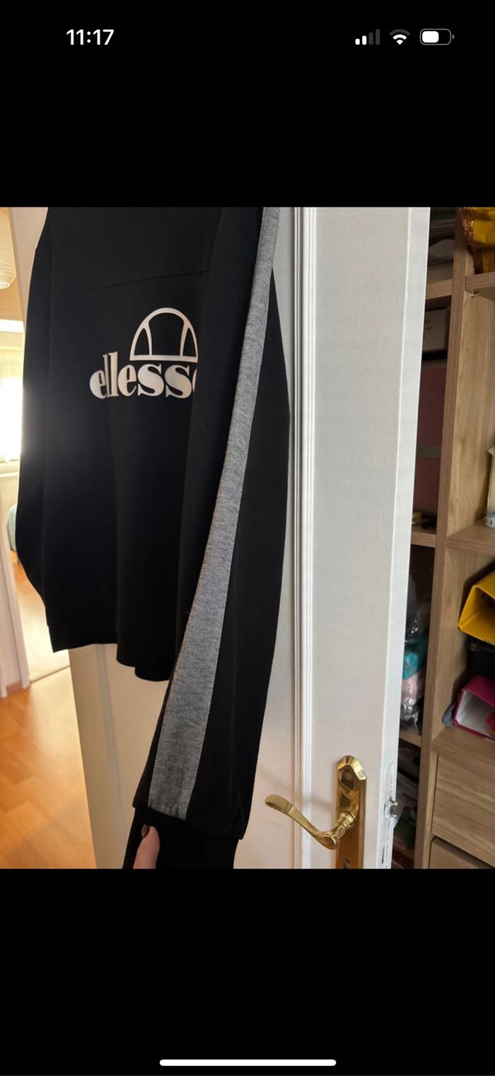 Pull Ellesse - photo numéro 4