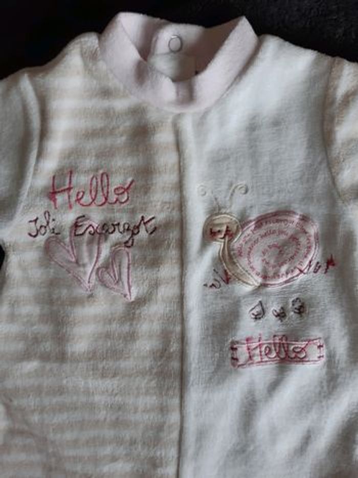 Pyjama 1 mois vertbaudet 💕 - photo numéro 3