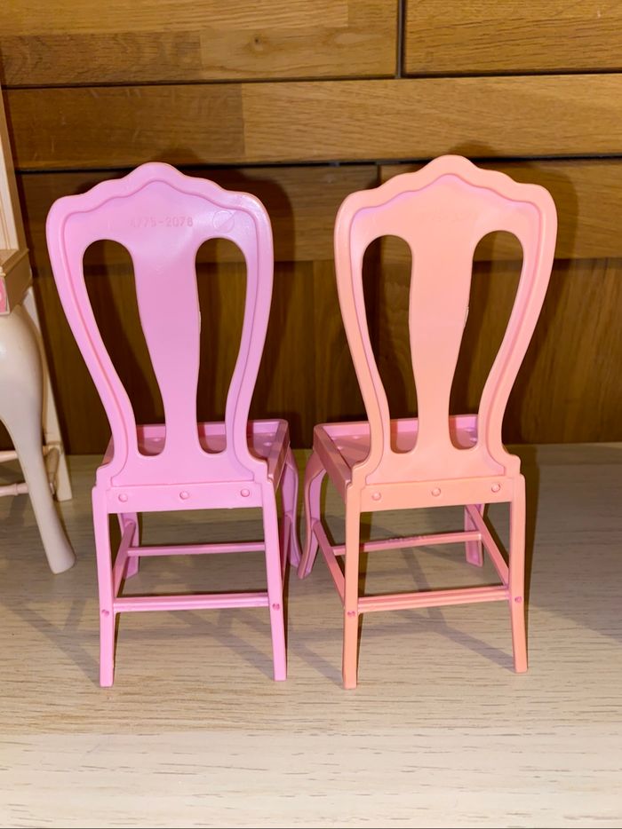 Barbie Mattel poupée 1984 salle manger luxe fashion dining room set vaisselle mobilier - photo numéro 6