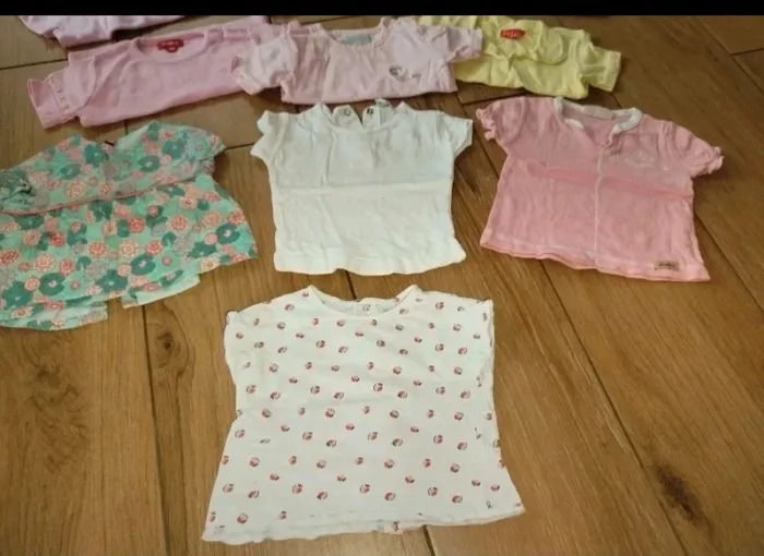 16 t-shirts manches courtes bébé fille 6 mois - photo numéro 2