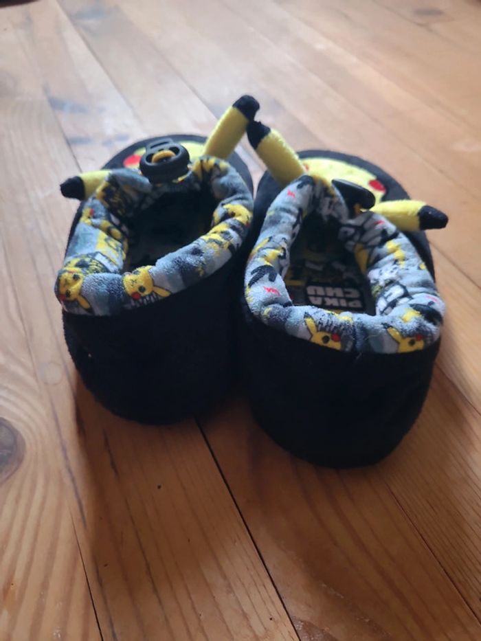 Chausson pikachu - photo numéro 6