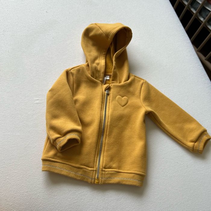 Sweat à capuche bébé 9 mois