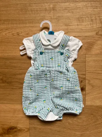 Ensemble motif citron.