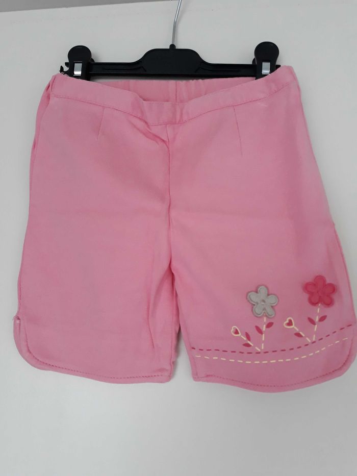 Short rose 2 ans