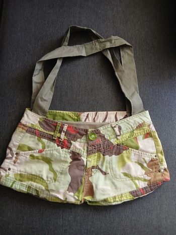 Sac à main style militaire