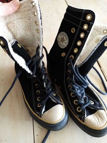 Converse fourrées