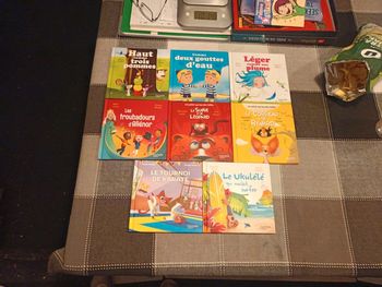 Lot de 8 livres Macdo divers