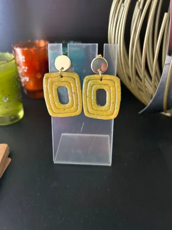 Boucles d’oreilles
