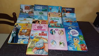 lot de 20 livres disneys et pixar