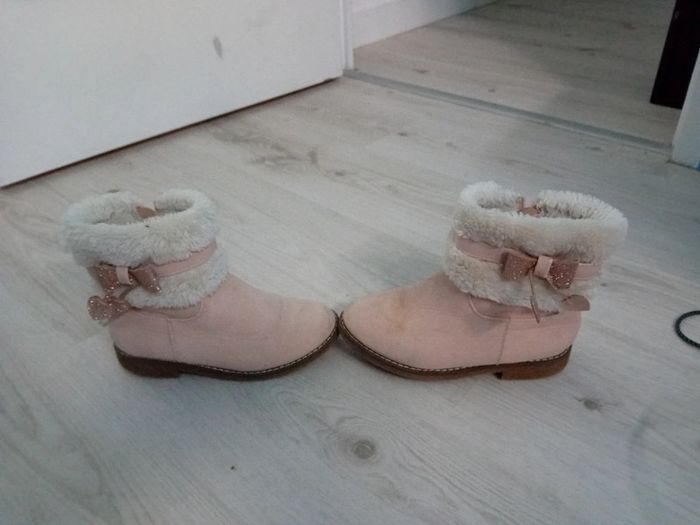 Paire de bottine taille 33 - photo numéro 2